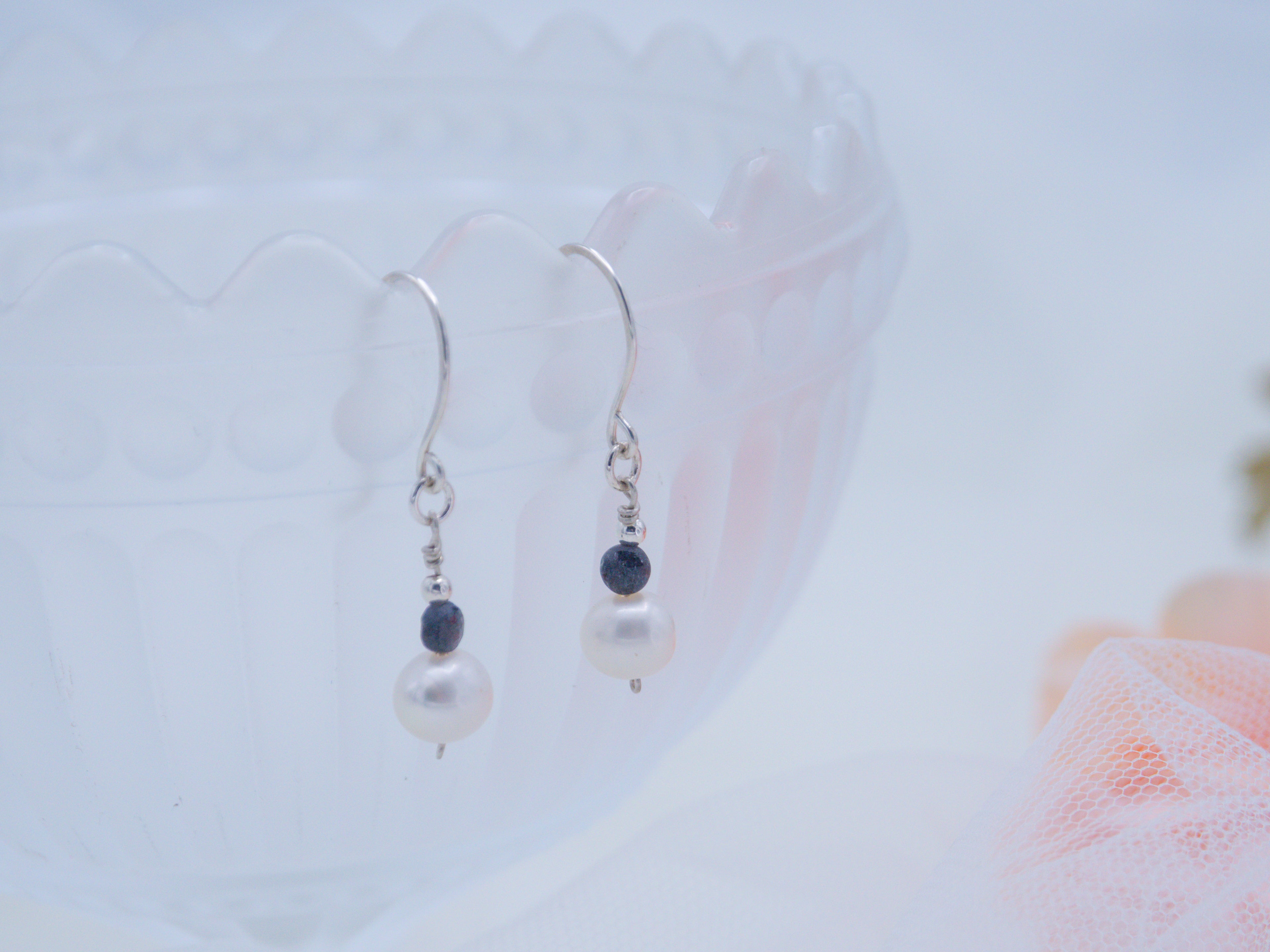 Sapphire and Pearl -korvakorut (92)