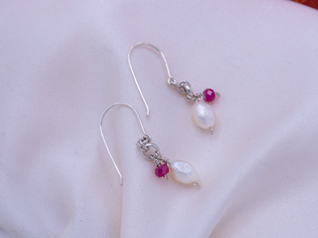 Ruby and Pearl -korvakorut (28)