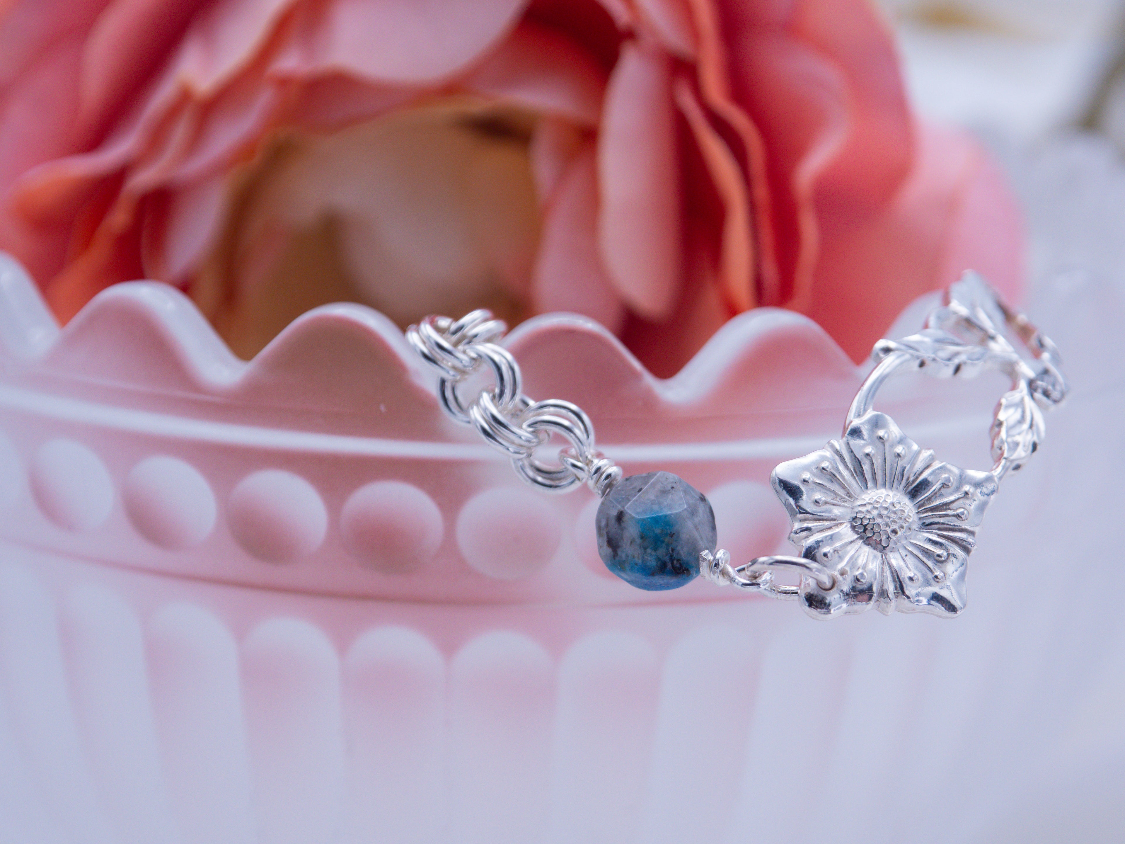 Oldis -lusikkarannekoru (204)