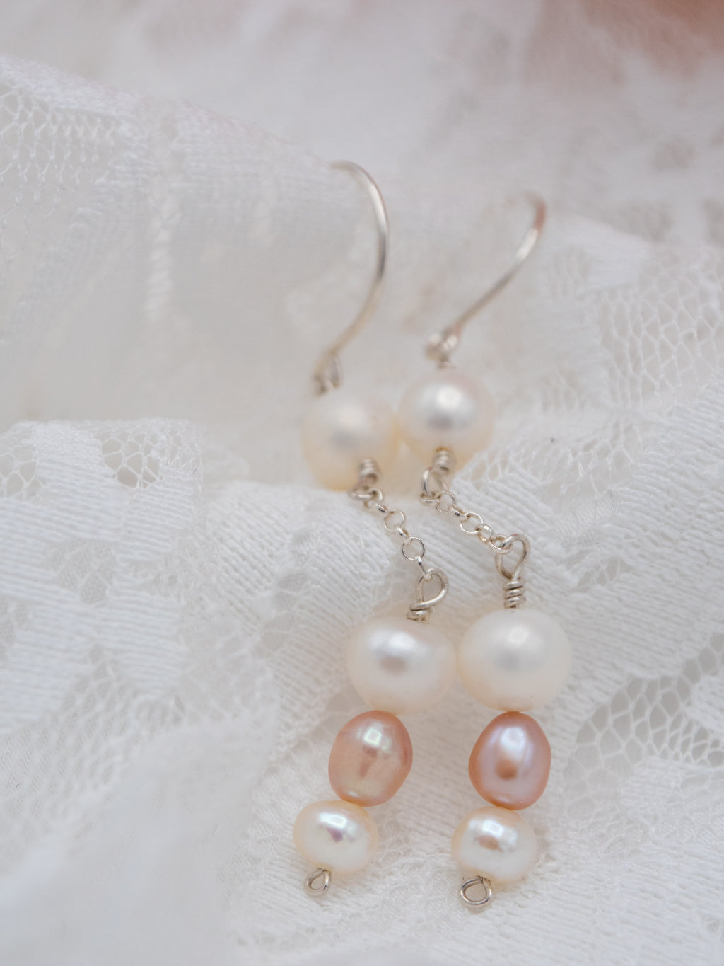 Silta helmikorvakorut (793)