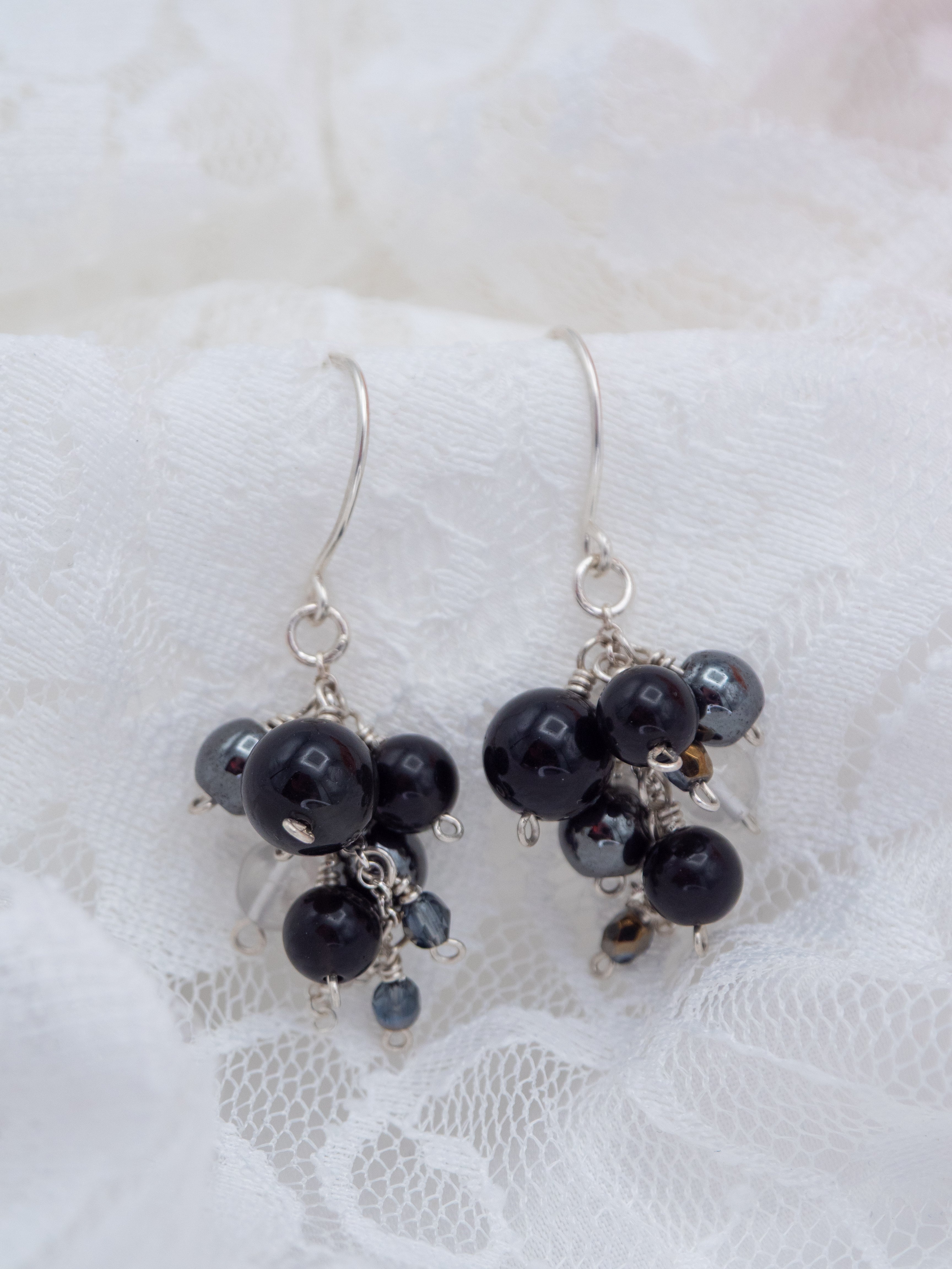Bubbly Pearls Onyx (817)