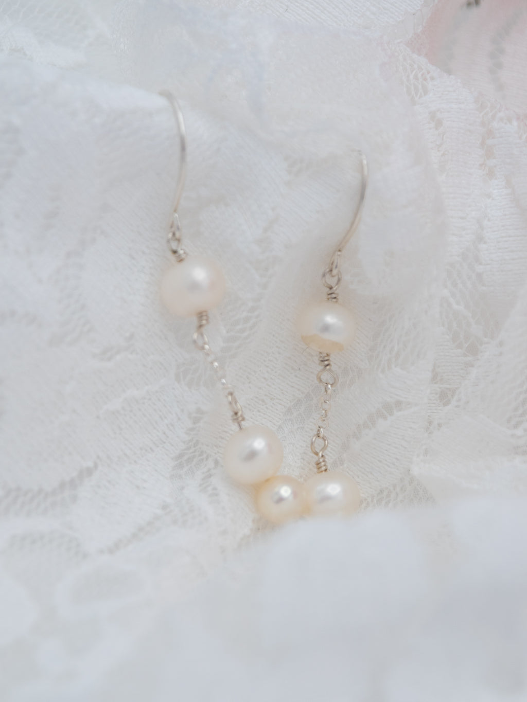 Silta helmikorvakorut (813)