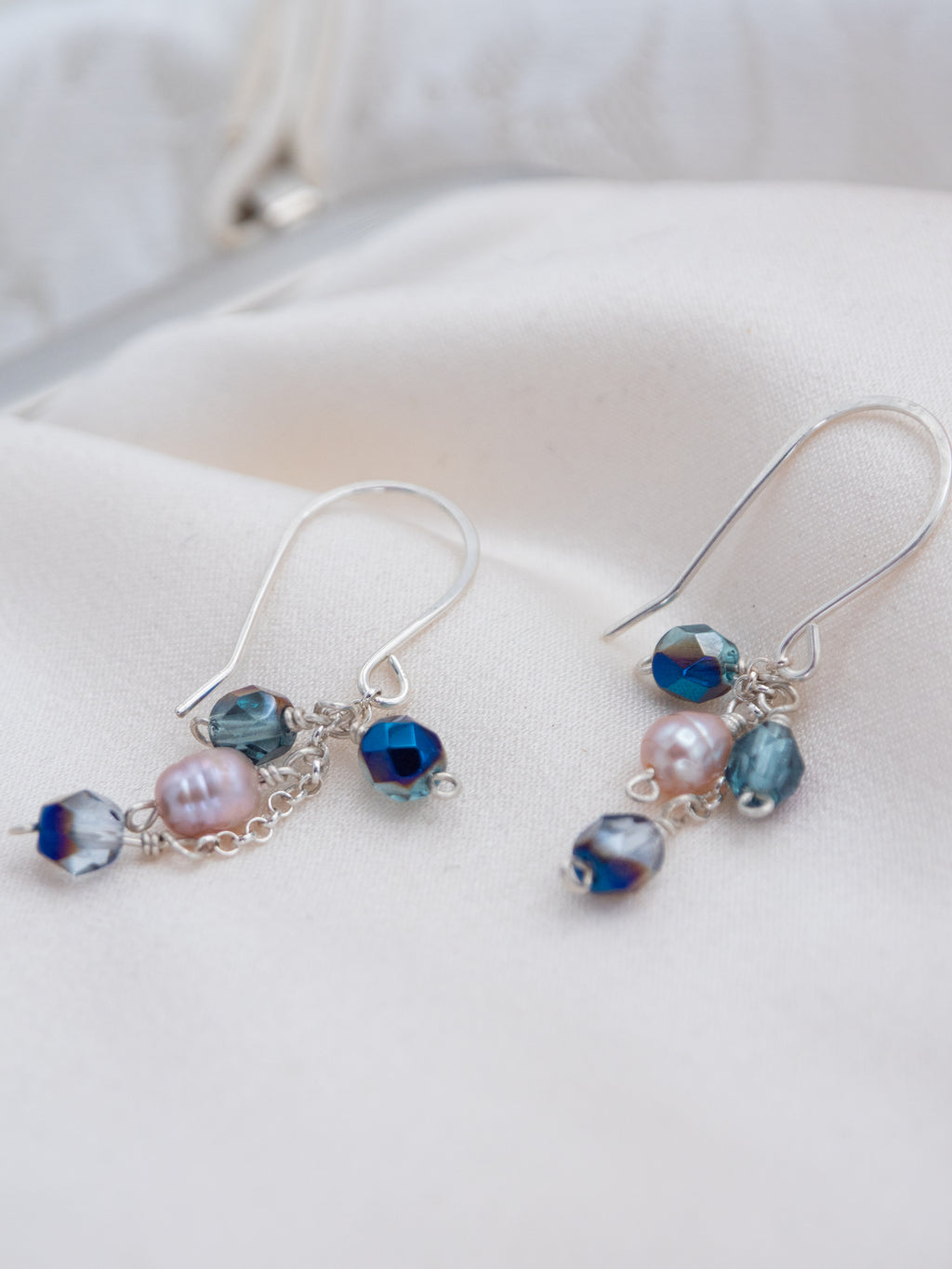 Alku helmikorvakorut (805)