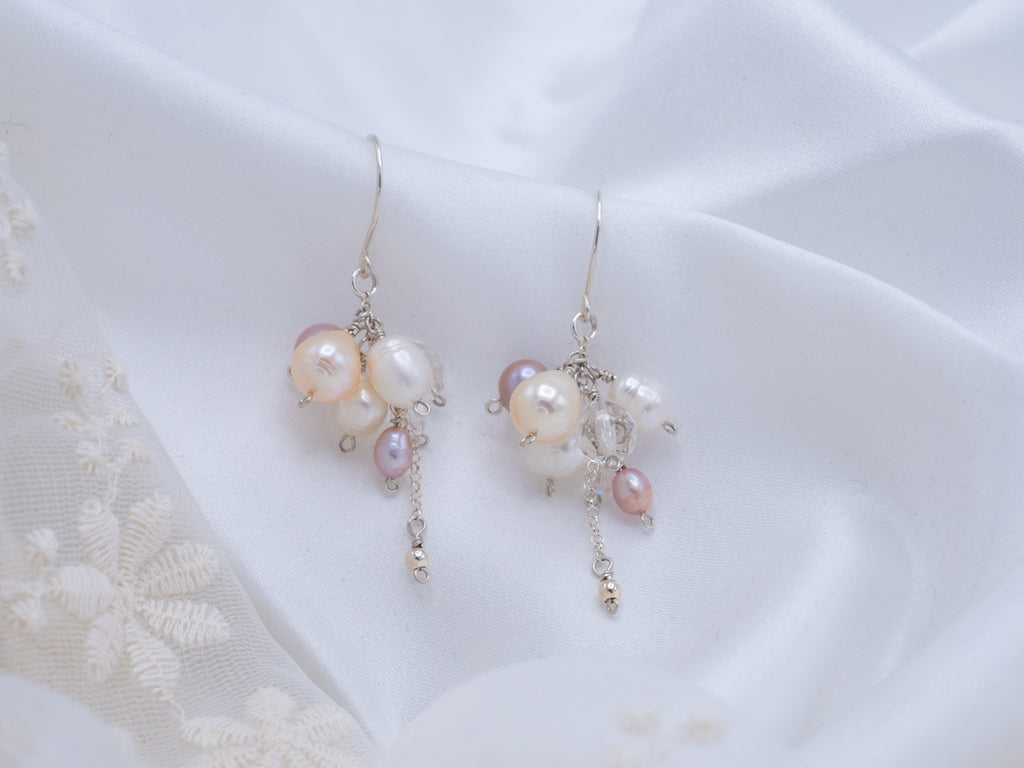 Bubbly Pearls (453)